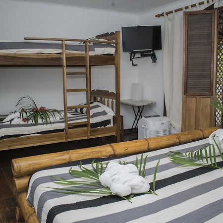 Bugabutik Hotel Resort Cocles Beach Екстер'єр фото